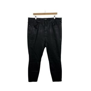 Good American Good Legs Coated Slim Straight Jeans in Black Size 20W